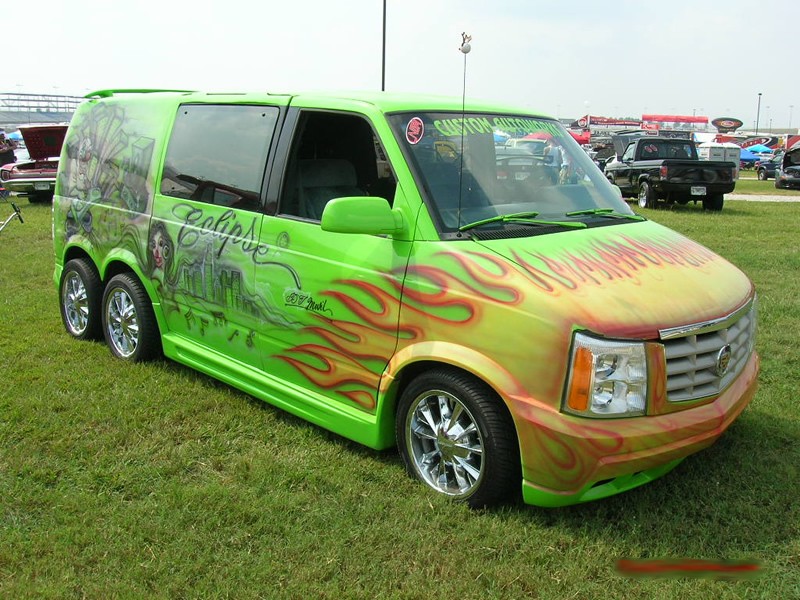 2005-nopi-custom-van.jpg